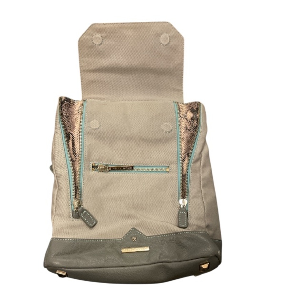 Kelly Wynne Backpack - Picture 2 of 9